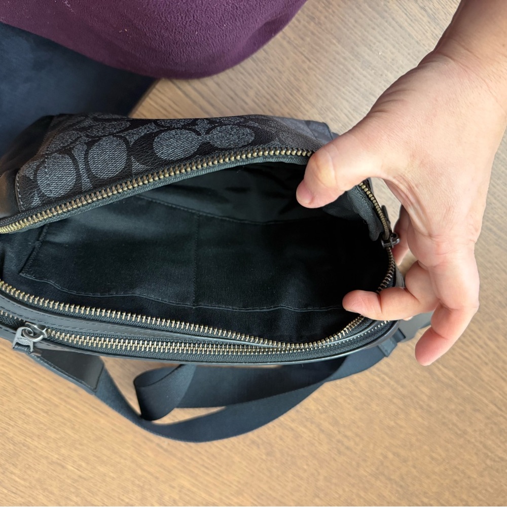 Coach Graham Utility pack - Picture 7 of 10